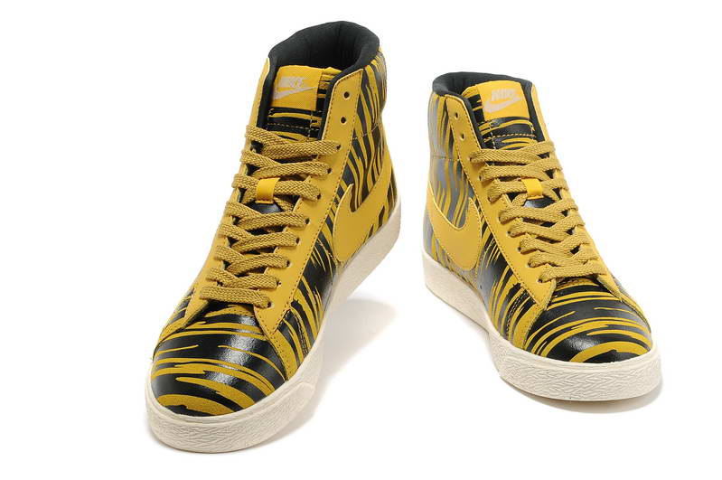 Nike Blazer Mid Suede chaussures femmes noir jaune (4)